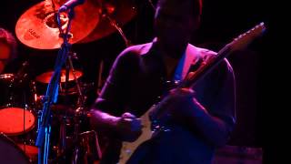 Robert Cray- Don't You Even Care Live @ ABC Glasgow (28th June 2012)