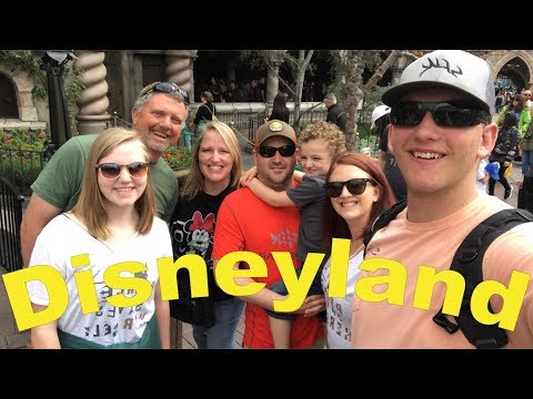 download lagu mp3 mp4 Disneyland To Seaworld, download lagu Disneyland To Seaworld gratis, unduh video klip Disneyland To Seaworld