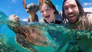TURTLE FRiENDS swim with us!! Crazy Beach Day in Hawaii with Family, a Boogie Board, sand castles