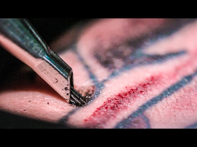 Video de pronunciación de tattoos en Inglés