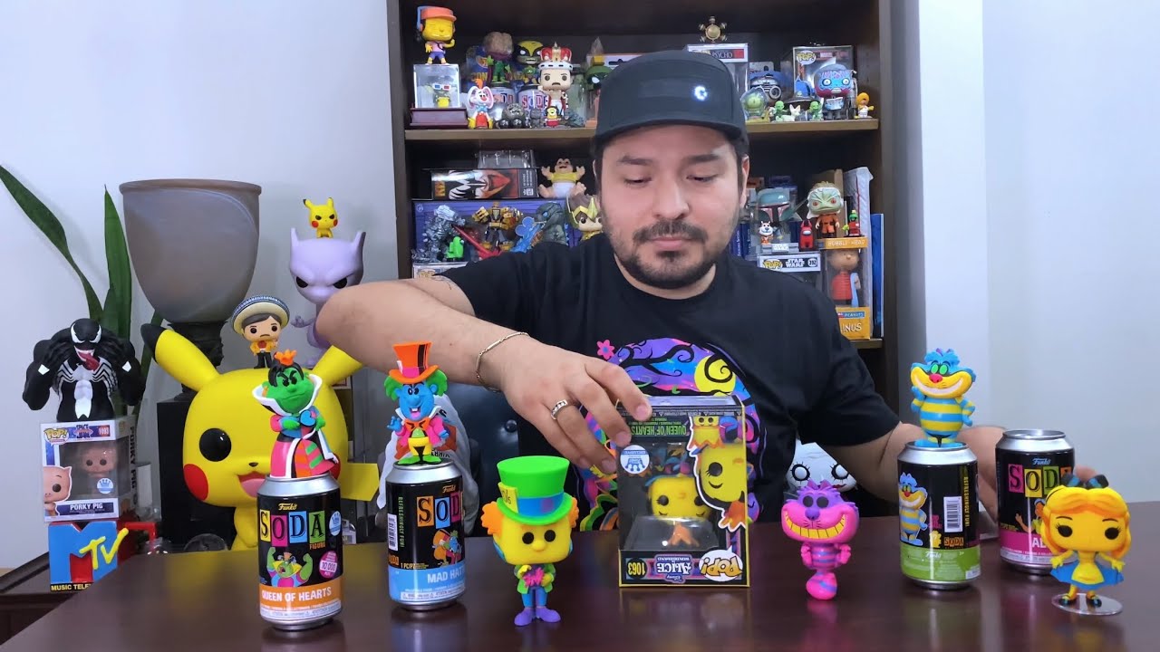 Reina De Corazones Blacklight Funko Pop #1063 y Alicia Funko Soda Exclusivo De Funko Shop - Disney