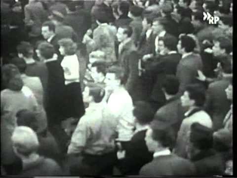 Bill Haley & His Comets - Rip It Up Stuttgart Germany 1958