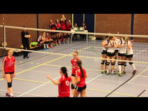 volleybal Flash dames 1- Bevers 2