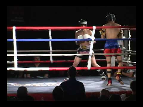 Ron Jacildo vs  Anthony Aurelio Spinning Back fist