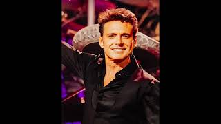 Un Mundo Raro (Letra)- Luis Miguel