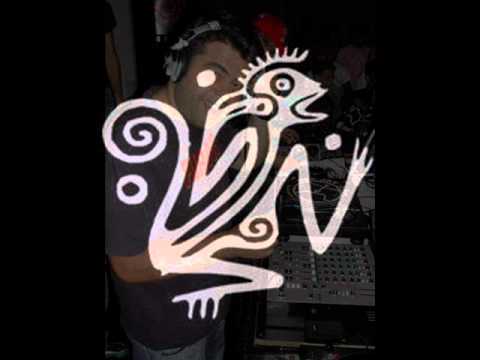 Mario Più VS Fabio Mc & Zicky live @Jaiss 15-05-2004 [2 dischi per 1] parte