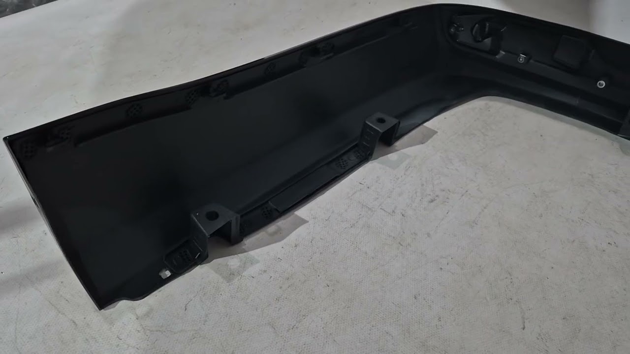 Задний диффузор без хрома 2016↗ (Executive 2019/2021, под фаркоп) Video 1