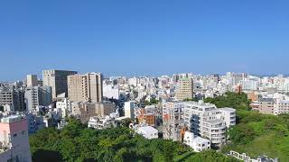 シンプルに町並み。那覇の景色