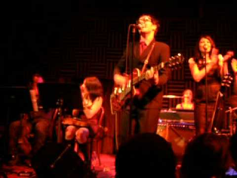 Mike Viola and Everyone-That Thing You Do