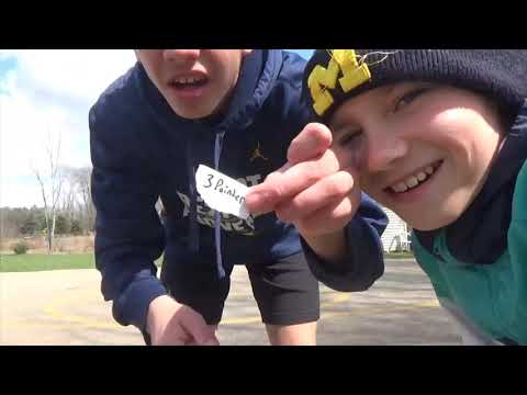 Draw your move King of the Court