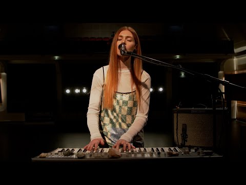 Kush K - Delphin (Live on KEXP)