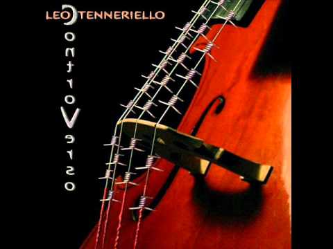 VOLO NON VOLO - Leo Tenneriello