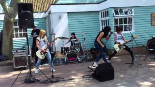 The Ramonas---Suzy is a Headbanger