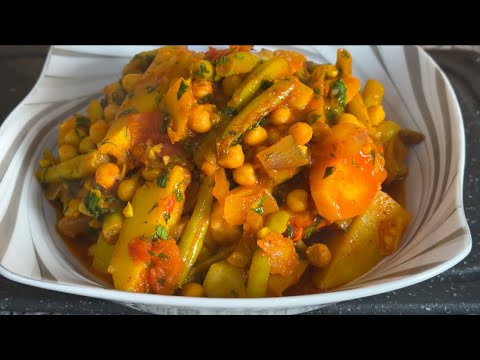 One Pan Baked Chickpea and Vegetable Recipe | Easy Vegetarian & Vegan Meals |Healthy Vegetarian Meal