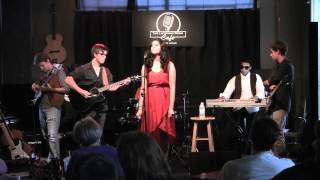 Mignon Grabois- Daddy's Shoes: Live at The Listening Room
