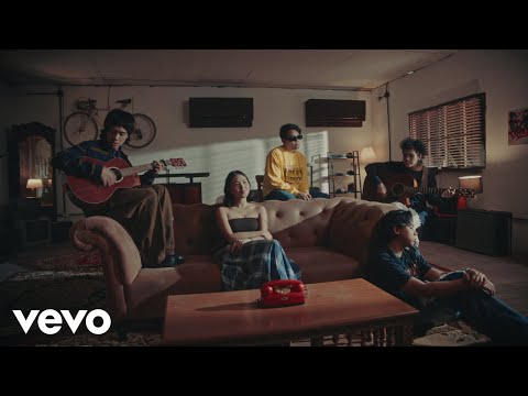 ONE CLICK STRAIGHT - Telepono (Official Music Video) ft. Clara Benin