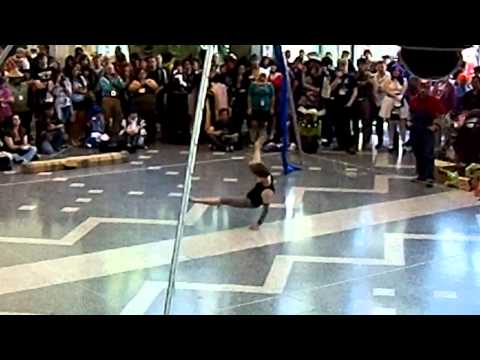 circus performing at fanime 2011