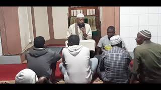 Download Lagu MKRISTO ASILIMU BAADA YA MCHUNGAJI KUSHINDWA KUJIBU HOJA ZA WAISLAMU JUJA TOWN Thumbnail