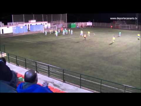 Gol de Ismael, jugador de la UJ Costa Ayala 26 2 2016