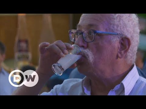 Ouzo: Das griechische Nationalgetränk | DW Deutsch