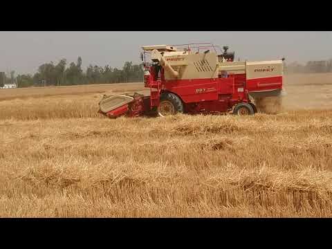 Power: 133 hp 13-15 feet preet 987 deluxe combine, 3 acres/h...