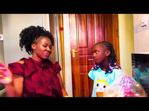 Today mum heard how daddy is frying hehe @lencernyasuba