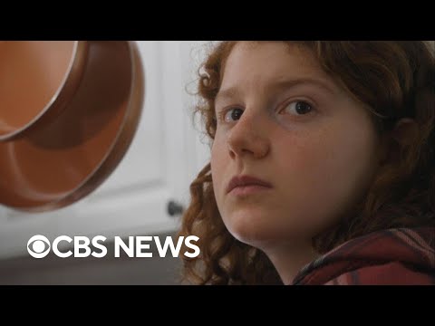 CBS News — vrouw wint schadeclaim wegens genderoperatie als minderjarige