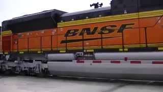 preview picture of video 'Brand New ACe Leads BNSF Coal Train at Ottumwa, Iowa'