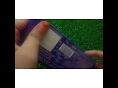 Cadbury Chocobakes ChocoFilled Cookies opening