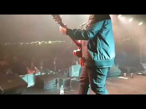 OASIS - ROUND ARE WAY (Live Cover)