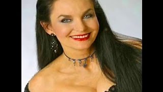 Crystal Gayle - 1987  "A Crystal Christmas in Sweden" CBS Special