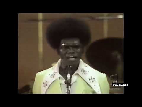 Hues Corporation  Rock The Boat  1974 Live