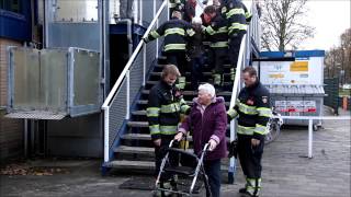 [FOTO'S & VIDEO] Brandweer redt ouderen uit kantine SV Argon Mijdrecht