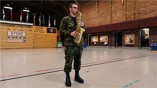 Récits des FAC : Le sergent McKinnon, saxophoniste, croit en ce qu’il fait