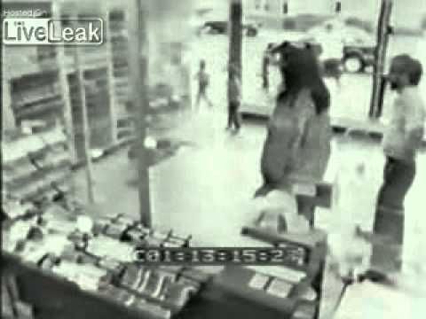 Thresher's Off License fire CCTV