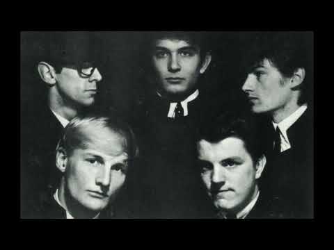 The Undertakers – Just A Little Bit