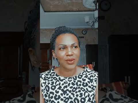 et si nous parlons du voile et des pantalons pour les servantes de dieu....