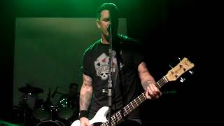 Download lagu Main man e Punishment Fits the Crime - Porto Alegre 12/08/08 mp3