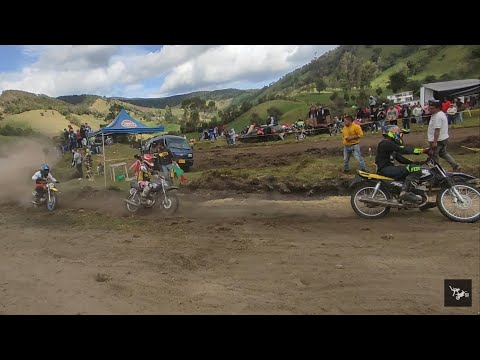 🔥VELOARENA COLOMBIA🏁CATEGORÍA AX 100c.c. ÉLITE GUACHUCAL - NARIÑO (SUZUKI AX 100c.c.)