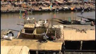 preview picture of video 'Le port de Mopti au confluent du Niger et du Bani (Mali)'