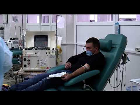 Почти 800 курян стали донорами плазмы для больных COVID-19
