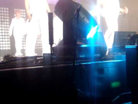 110610 Super Junior - A Man in Love (Sm Town Paris)