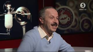 Журналіст, телеведучий і блогер