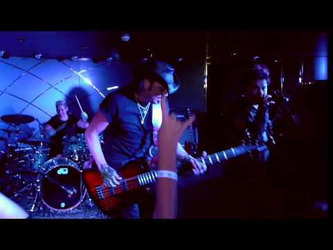 Frank Hannon Band - Lipstick, smoke, & gasoline - Monsters of Rock Cruise 2013