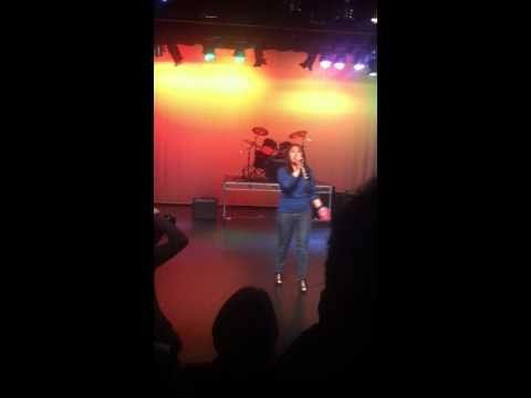 Listen cover :) by tutasi tii