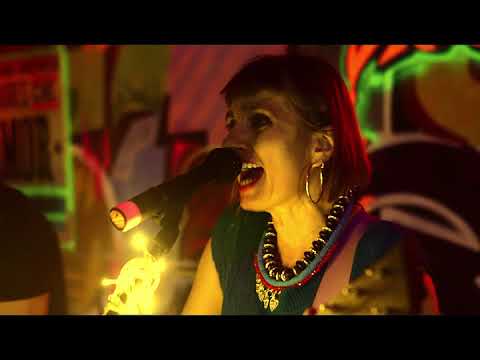 Hilda Lizarazu - Buscando un símbolo de paz