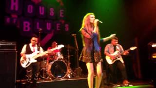 Leslie Grace - Nadie Como Tu at Crazy Good Summer Concert by Poptarts