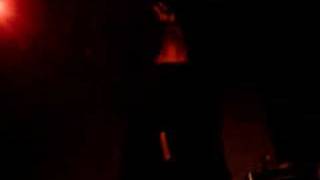 HeavyHeavyLowLow - Eating The Porridge, Killing The Bears