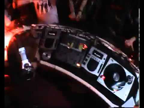 QBASS Vs PLAYMOBIZ feat. MARCO OHM