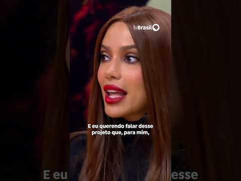 Anitta reflete sobre como o sucesso para mulheres é associado a um relacionamento com um homem